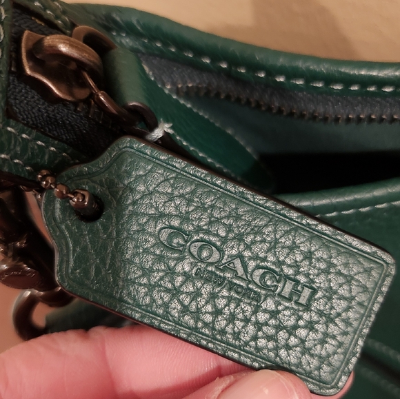 Coach Green Leather Shoulder Bag - Picture 3 of 7